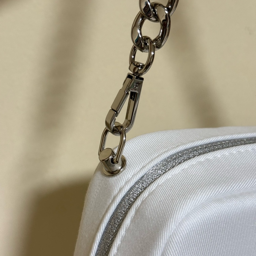 Dior off White Silver Crossbody Bag with Chain Strap - Picture 5 of 14